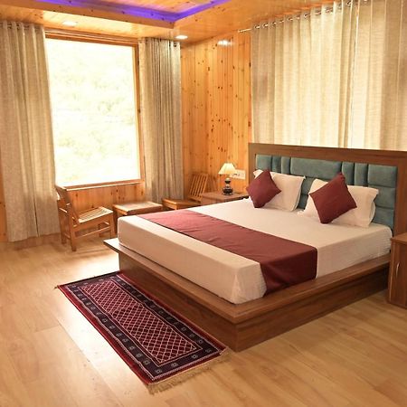 Hotel Royal Galaxy Tirthan Banjar Ngoại thất bức ảnh