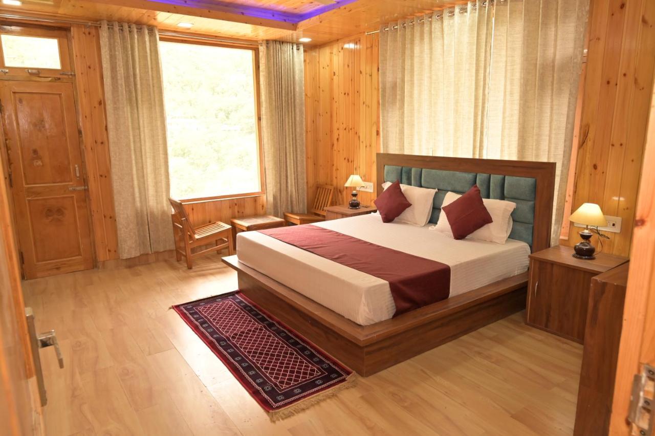 Hotel Royal Galaxy Tirthan Banjar Ngoại thất bức ảnh